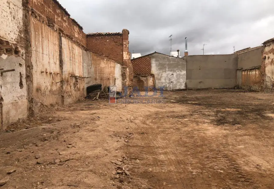 venta de terreno en Valdepeñas, PASEO ESTACION en Valdepeñas