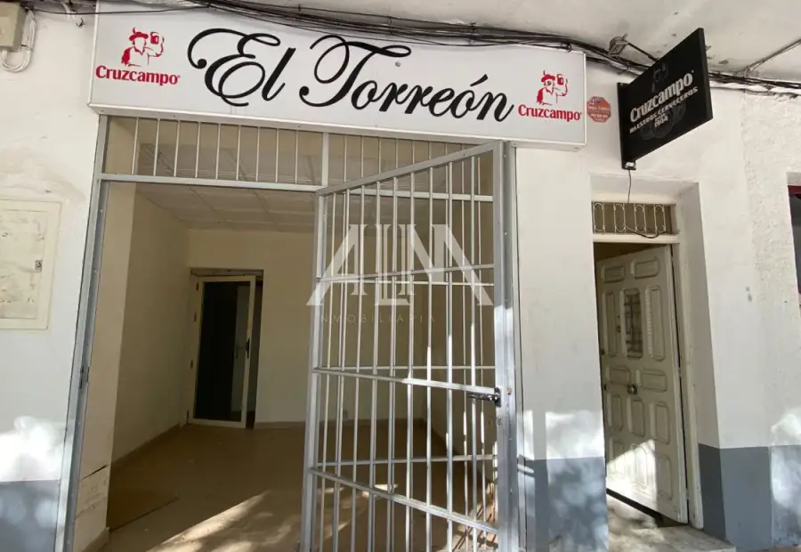 Venta Local Comercial Centro - Ayuntamiento, Manzanares en Manzanares