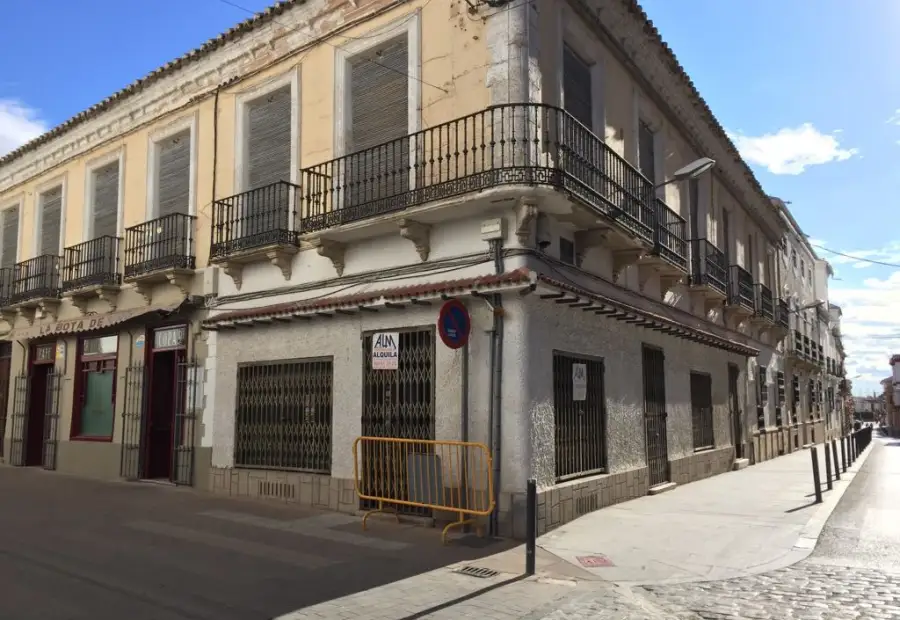 Venta Local Comercial Centro - Ayuntamiento, Manzanares en Manzanares
