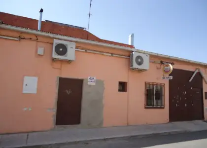 Venta Local Comercial Divina Pastora, Manzanares en Manzanares